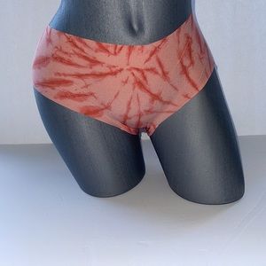 Victoria’s Secret Pink No-Show Seamless Hipster Panty Underwear. NWT